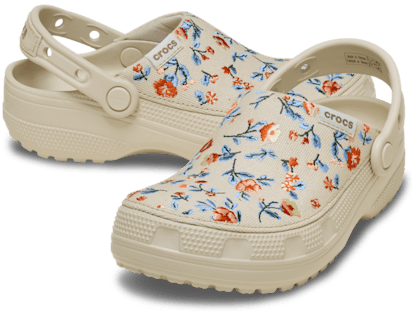 Classic Crafted Floral Clog